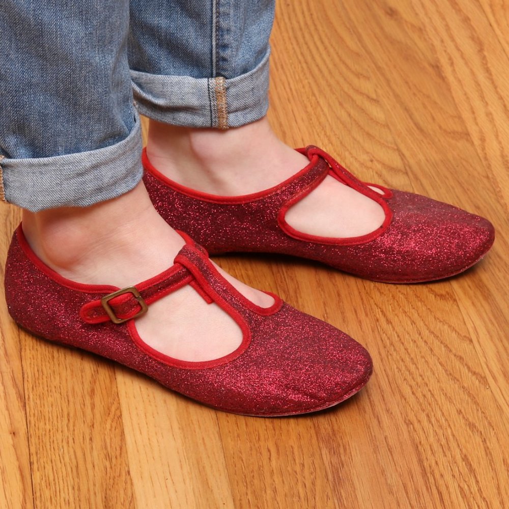 Urban Outfitters Glitter T-Strap Mary Jane 7